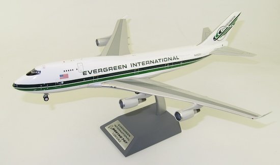 Boeing 747-400 Evergreen International Airlines with stand